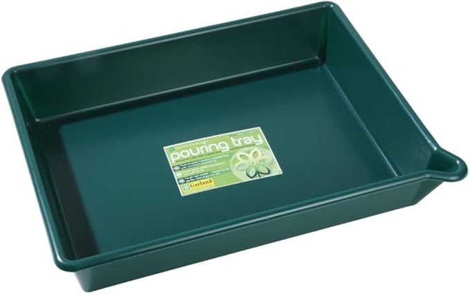 Garland Pouring Tray with Corner Spout Green