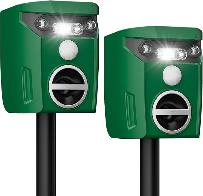 Solar Ultrasonic Animal Repeller Deer Repellent Devices with LED Strober Light &amp Motion Sensor Waterproof Cat Deterrent Repels Deer Dog Raccoon Squirrel Skunk RabbitRepellent for Yard