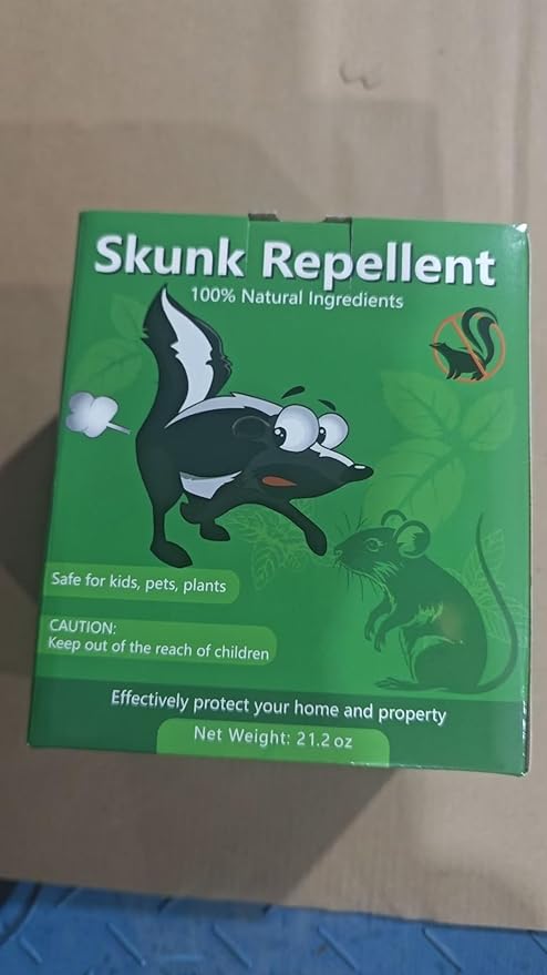 24 Pack Peppermint Skunk Repellent Raccoon Repellent Ball for House Garage Garden Car Engine Indoor Raccoon Deterrent for Outdoor Keep Skunks and Raccoons Out Natural Ingredients Pet Safe Green