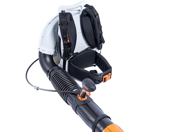 Stihl BR 700 back-carrying professional leaf blower with adjustable blow tube and a maximum blowing force of 88 m/s