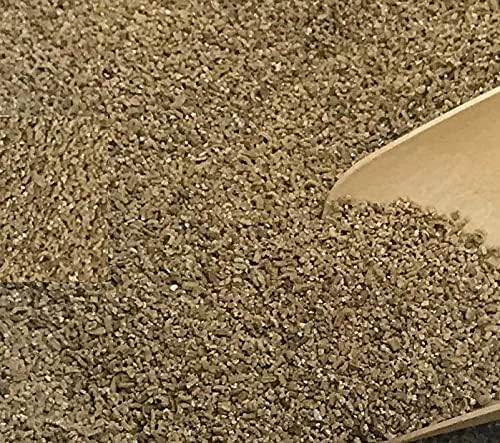Vermiculite by MushroomMediaOnline - 8QT - Fine Grade 2 - Natural Soil Additive