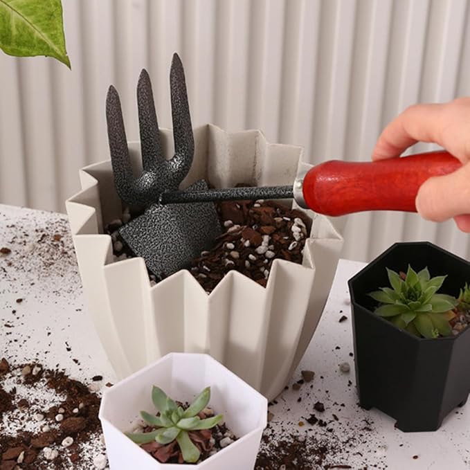 5pcs Garden Tool Set with Shovels and Rake for Flower Planting and Soil Loosening Sturdy Handheld Gardening Tools for Home Vegetable and Flower Beds