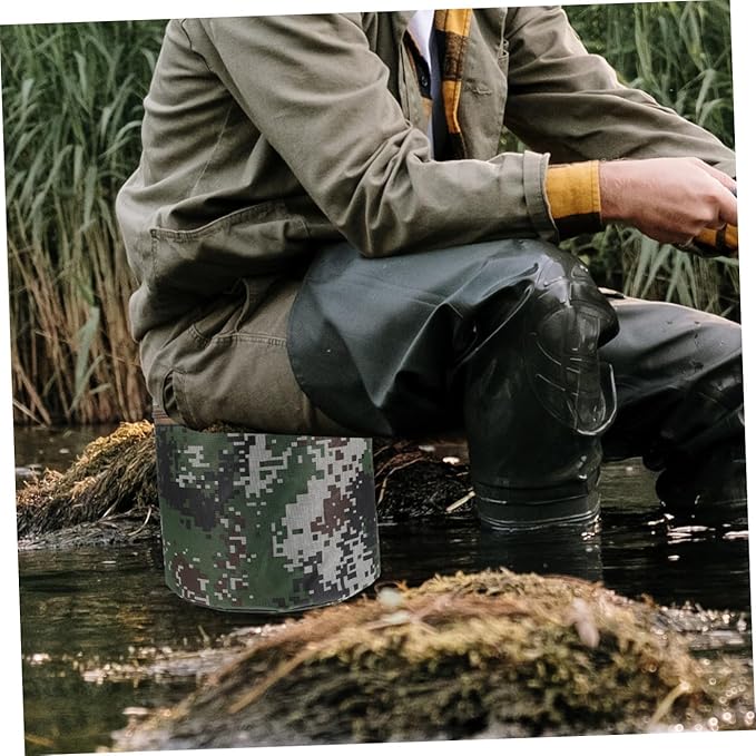 Outdoor Gardening Foam Stool with Pocket 25cm Height Lightweight Portable Weeding Seat for Seniors and Camping Use Random Style