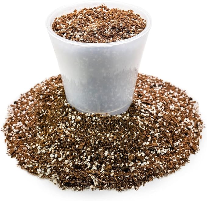 Gardenera Professional Carnivorous Plant Soil - Ready to Use for Venus Flytraps Sundews Pitcher Plants Butterworts | Peat Moss Coco Coir Perlite - 3 Quart Bag