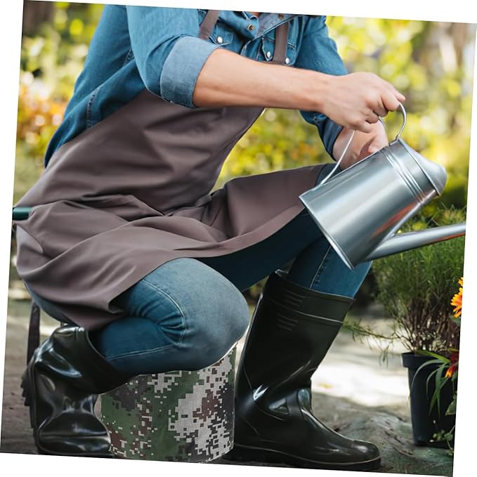 jojofuny Portable Foam Weeding Stool for Outdoor Gardening and Farming 25cm Height Lightweight Camping Seat with Storage Pocket Multi-use Workseat for Field and Greenhouse Tasks Random