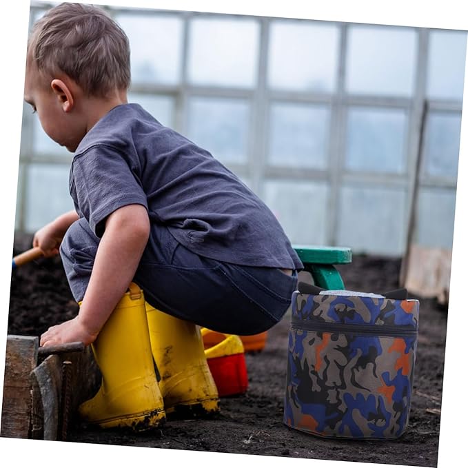 jojofuny Portable Small Garden Stool with 25cm Height and Carrying Pocket Lightweight Outdoor Gardening Workseat for Weeding Farming Camping and Travel Use Random Style