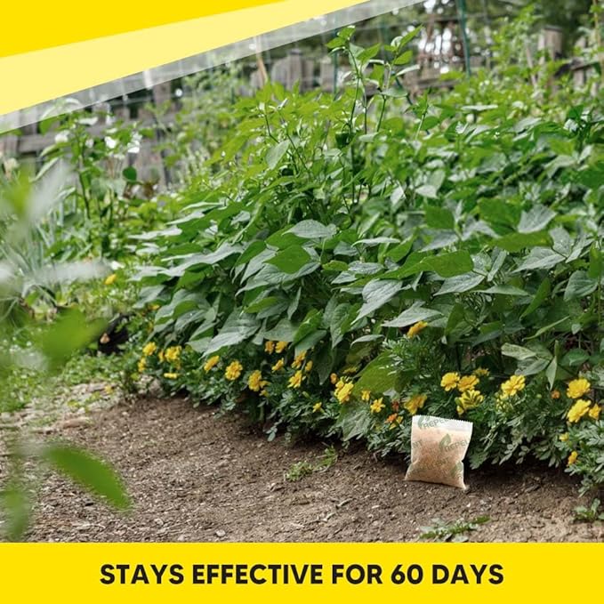 Squirrel Repellent Outdoor Chipmunk Repellent Outdoor Chipmunk and Squirrel Repellent Outdoor Keep Squirrels Away from Attic/Car/Bird Feeders Squirrel Repellent Pouches 8P