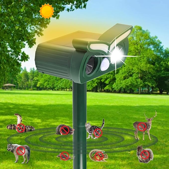 1Pack Solar Ultrasonic Animal Repellent Outdoor Deer Repellent Devices with Motion Detection&ampFlash Light Squirrel Rabbit Dog Cat DeterrentKeep Rodent Chipmunk Raccoon Away for Yard