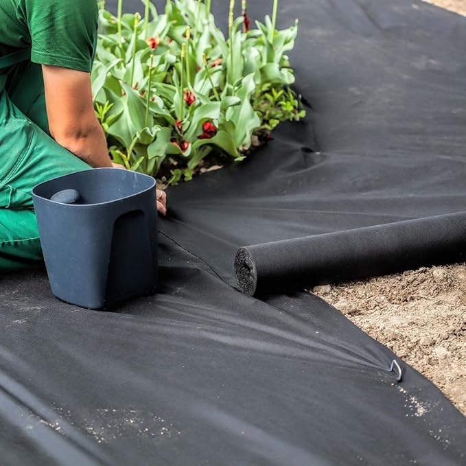 Harrier Weed Control Fabric Membrane - 50gsm/100gsm - Heavy Duty (6.5ft x 33ft Woven (100gsm) with Pegs)