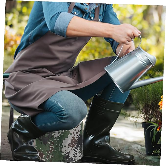 Alasum Portable Weeding and Gardening Work Stool with 25cm Height Lightweight Foam Stool with Storage Pocket Suitable for Farming Gardening and Outdoor Tasks Random Style