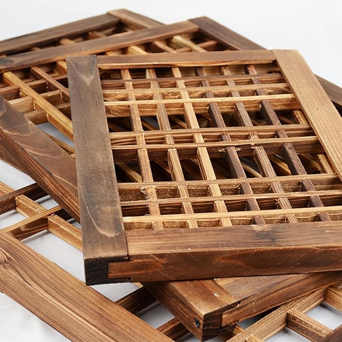 Window Frame Wooden Window Pane Wall Art Garden Trellis Lattice Deck Rustic Wood Material Lightweight Hanging Easy Maintenance Suitable for Farmhouse 52cmx36cm