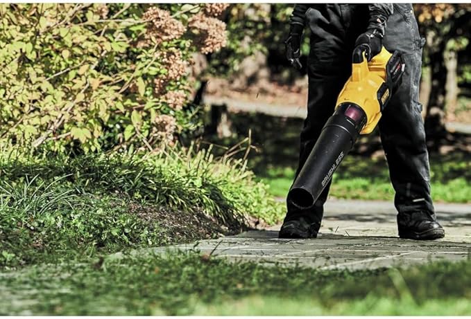 DEWALT 60V MAX* FLEXVOLT Leaf Blower Cordless Handheld 125-MPH 600-CFM Tool Only (DCBL772B)