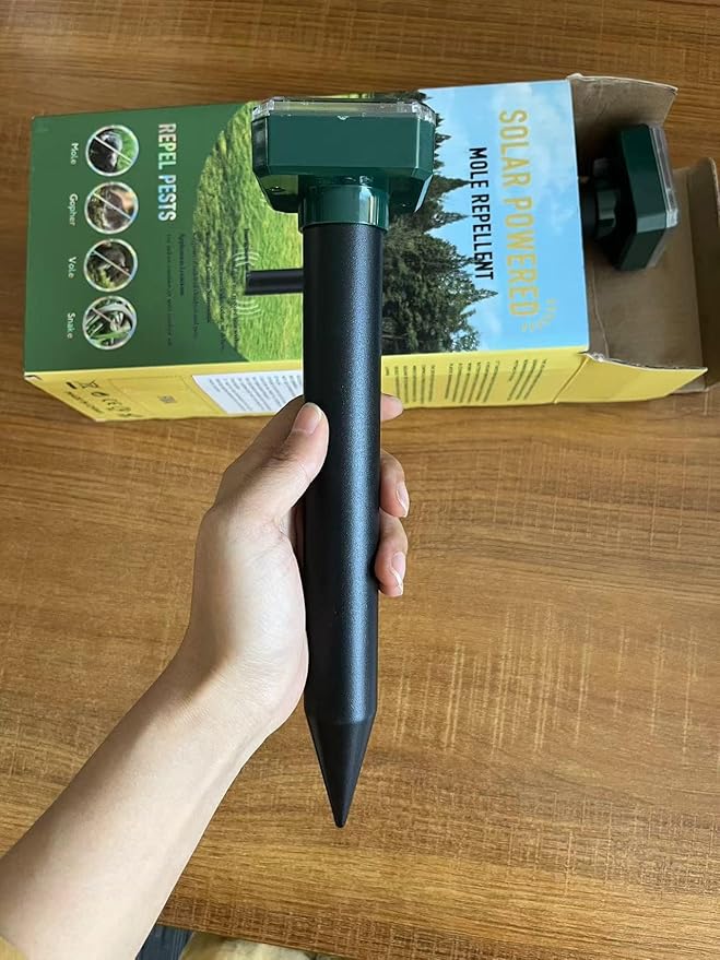 Mole Repellent for Lawns 8 Pack Solar Powered Mole Repeller Ultrasonic Gopher Deterrent Outdoor Waterproof Vole Vibration StakesSonic Spike for Rodent Groundhog Snake Chipmunk