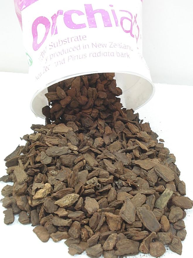 New Zealand Orchiata Bark Large (Chip Size 3/4) - 2 1/2 Gallon Bag