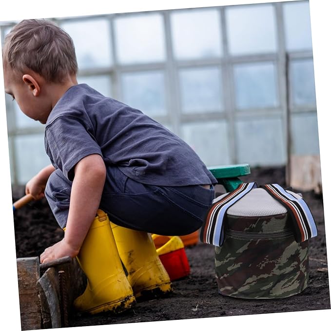 Portable Weeding Stool with Storage Pouch 25cm High Lightweight Foam Gardening Stool for Outdoor Farming Camping Fishing and Planting Tasks Random Style