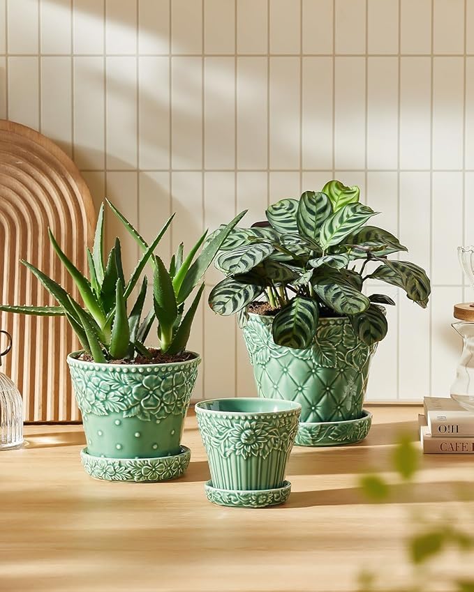 Ceramic Plant Pots 3.8+4.9+5.8 Inch Set of 3 Flower Pots with Drainage Hole &amp Saucer Embossed Planter Pots for Indoor Plants Home Decor Green