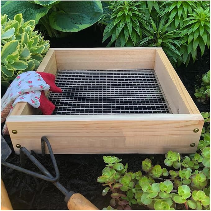 Multipurpose Soil Screen Soil Sifter Wood Dirt Sifter Handheld Cedar Sifter for Gardening Rock Worm Peat Moss Loam Soil