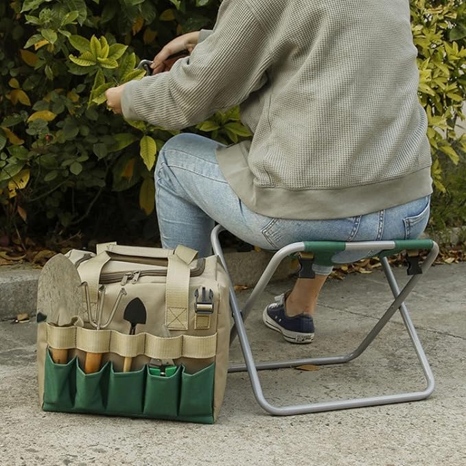 Heavy Duty Folding Backpack Stool Gardening Folding Stool with Detachable Storage Bag 600D Oxford Cloth Portable Garden Tool Stool for Gardeners and Patio Use (Silver)