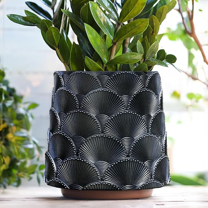 GUGUGO 8 Inch Pearl Black Scale Planter Cute Unique Plant Pot with Drainage Eclectic Colorful Small Flower Planters Pots for Indoor Plants Rainbow Funny Succulent Gardening Pot Gifts