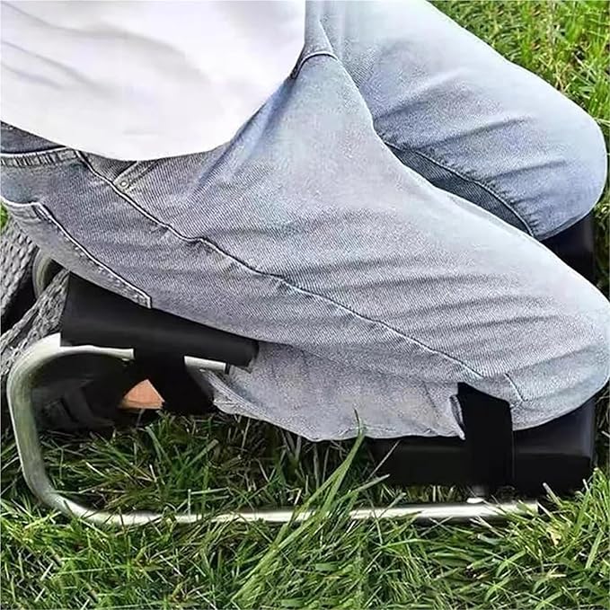 Garden Kneeler Seat Portable Kneeling Stool Garden Kneeler Seat Protecting Knees Foam Knee Pad Mat Cushion Labor-Saving Tools for Farm Work(Red)