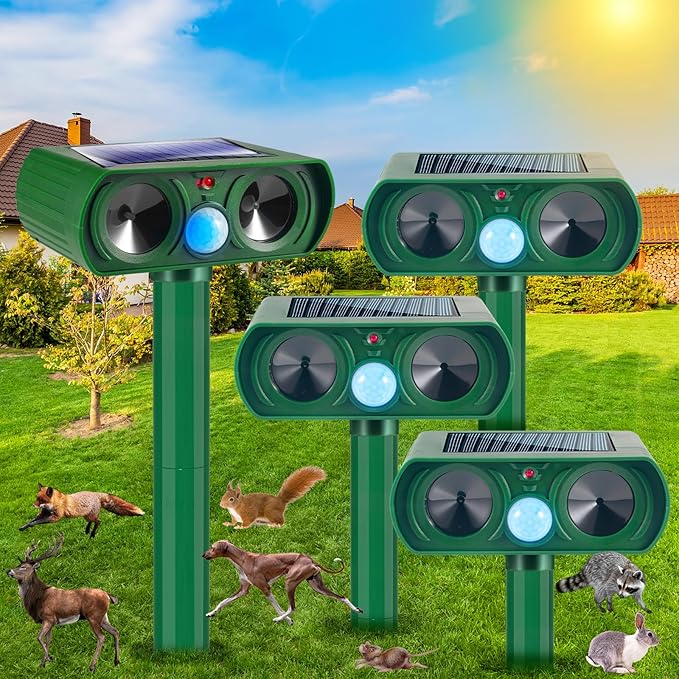 Solar Ultrasonic Animal Repeller Outdoor Squirrel Racoon Fortress Pro Deer Repellent Devices Waterproof Motion Activated Animal Deterrent Devices to Scare Cat Rabbit Fox Skunk for Yard Garden