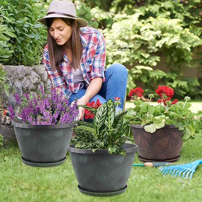 11 inch Plant Pot 3 Pack Large Pots for Plants Flower Pots with Drainage Hole &amp Saucer Modern Planters for Indoor Outdoor Plants Decorative Plastic Garden Pots (Copper)