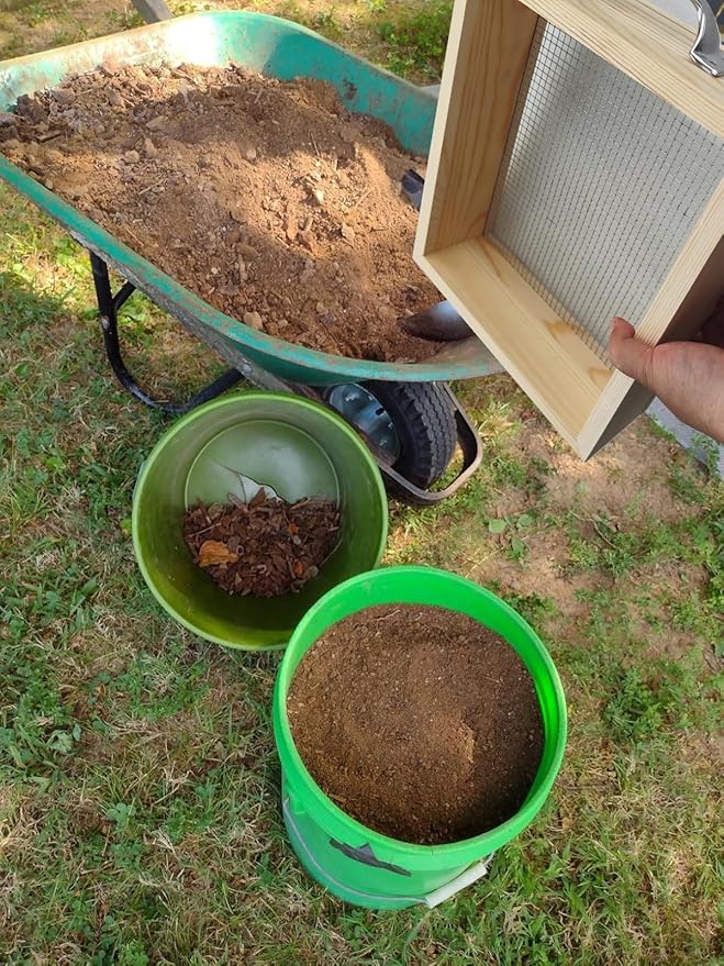 Voulosimi Soil Sifter Metal Dirt Sifter 3/8 Mesh Screen with Wire Mesh Multi-Purpose Garden Sifter Rock Sifter Compost Sifter for Gardening (16.7 x 12.8 inch)