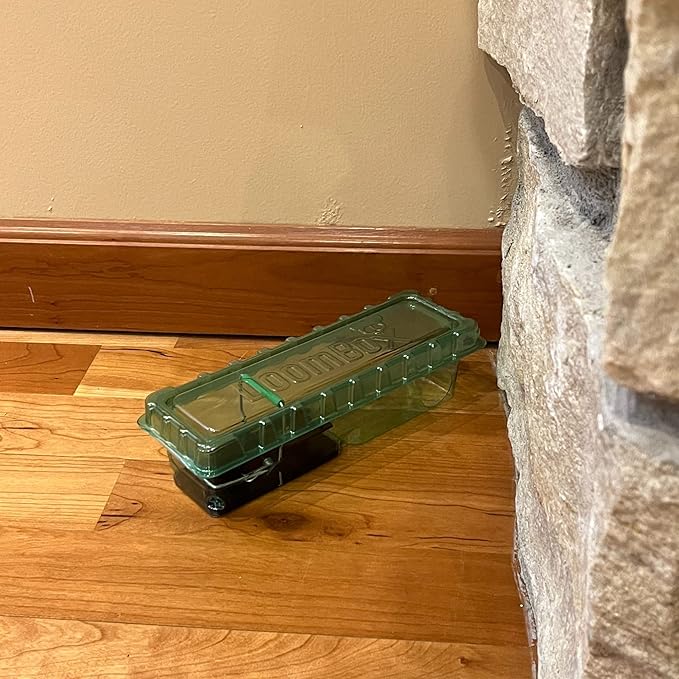 DoomBox™ Green Enclosed Mouse Trap | Keeps The Mess with The Mouse | Patented Click-It™ Closure Technology | Safe for Kids &amp Pets | Certified Child Resistant | Made in USA (5-Pack Green)