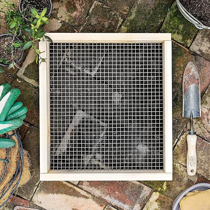 Generic Soil Sifter for Garden Soil Screen Wood Dirt Sifter Hand Held Cedar Garden Sifter for Sifting Soil Dirt Peat Moss and More