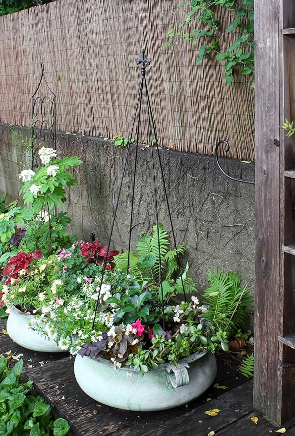 Achla Designs FT-20 Fleur-De-Lis 58-in Wrought Iron Garden Stake Trellis H Black