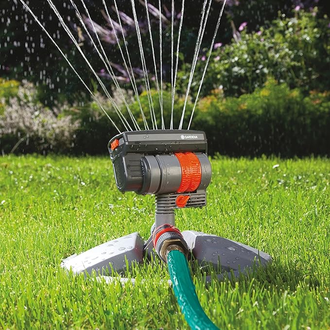 GARDENA (84-BZMX) Up to 2300 Sq Ft ZoomMaxx Adjustable Oscillating Sprinkler on Weighted Base for Watering of Lawn Yard and Garden. Includes Gardena Quick Connector System to Connect to Hose.
