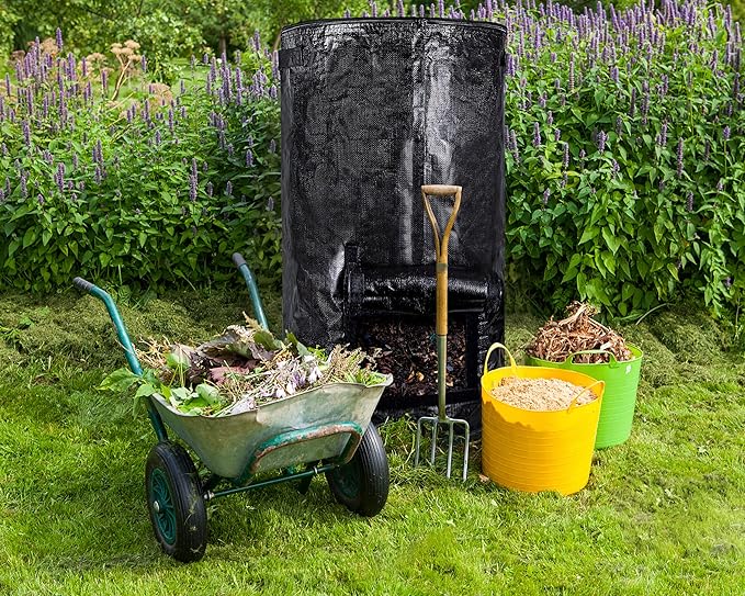 MyLifeUNIT 2 Packs Compost Bins Outdoor and Plastic Watering Can